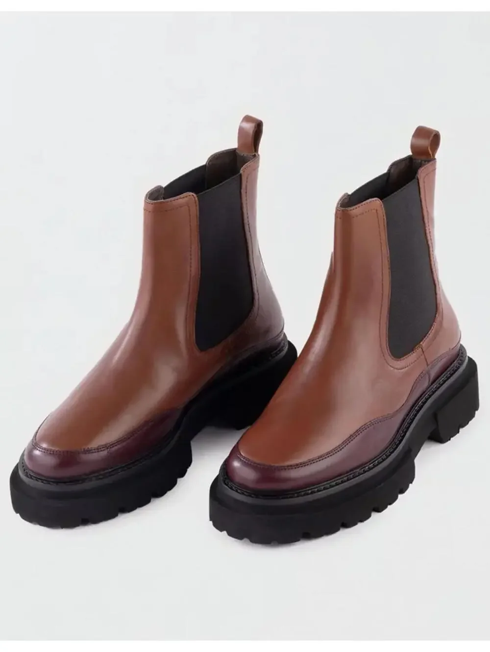 Seychelles Women's Savor the Moment Chelsea Boot Multicolor Sz 6 NWOB